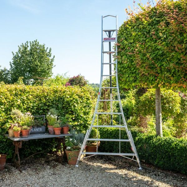 NEW Henchman Fully Adjustable Tripod Ladder - Image 3